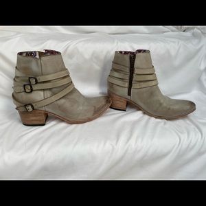 Freebird Savor booties